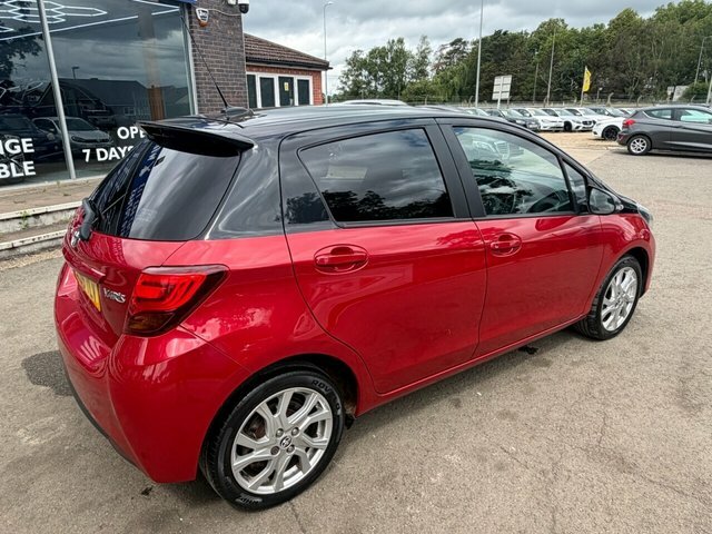 Toyota Yaris Dual Vvt-i Design Hatchback SK66TLV Red #5