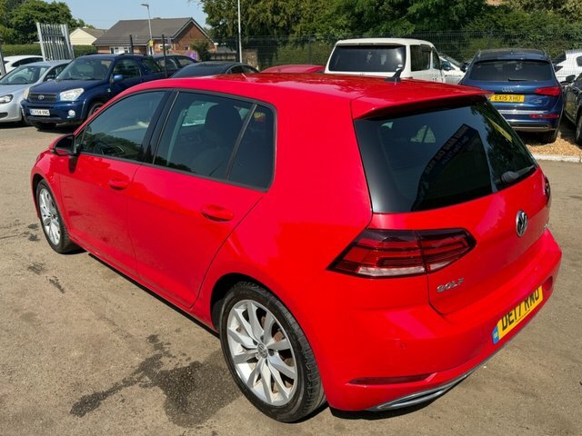 Volkswagen Golf Tdi Bluemotion Tech Gt DE17RMO Red #3