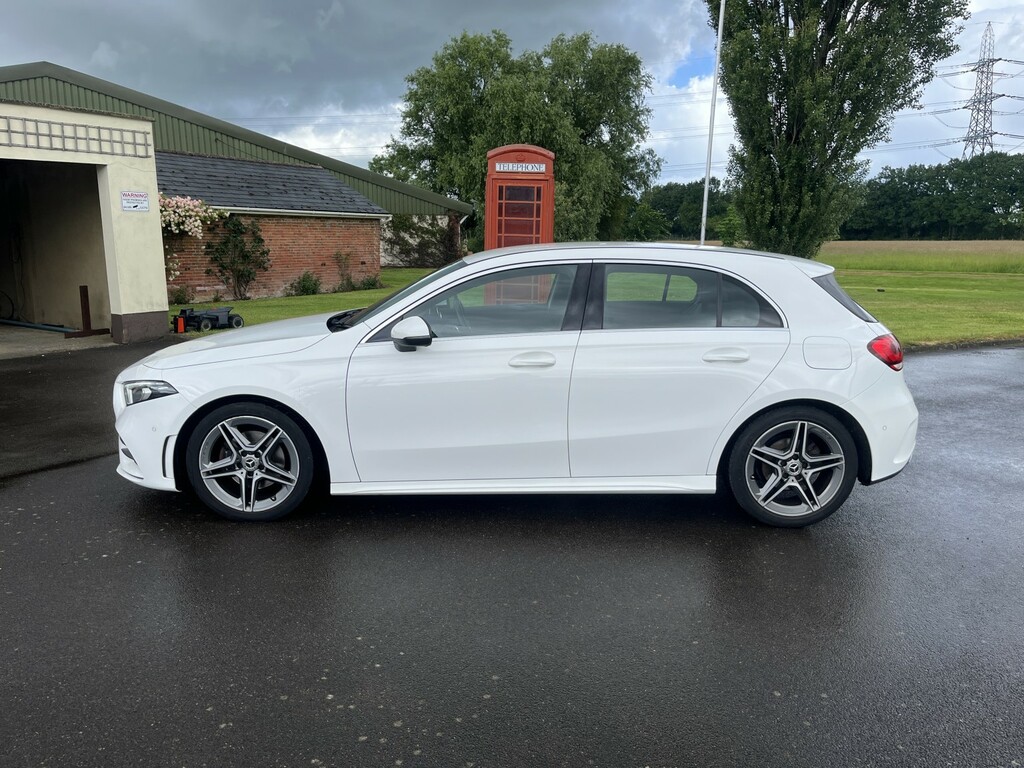 Mercedes-Benz A Class 1.5 A180d Amg Line HJ68BZP White #2