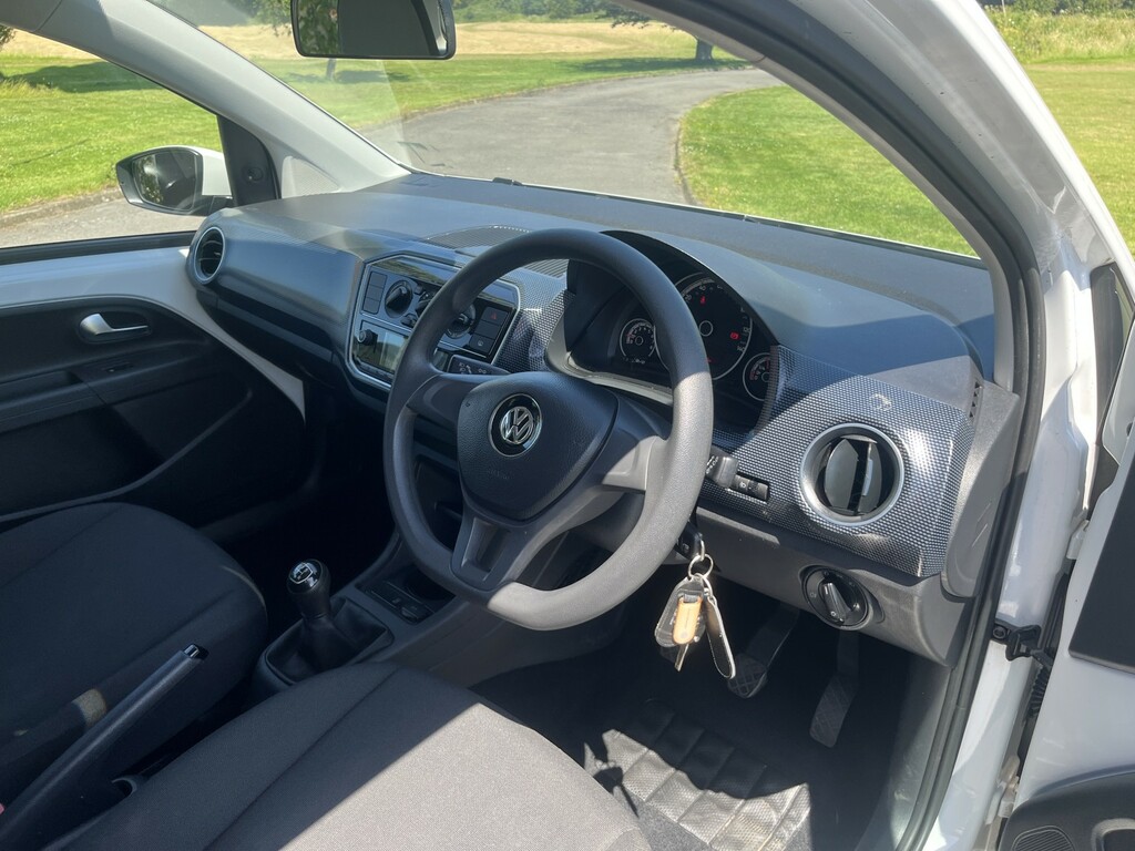 Volkswagen Up 1.0 Move Up White #6