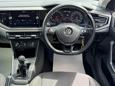Volkswagen Polo 1.0 Evo Se VA19HPE Black #2