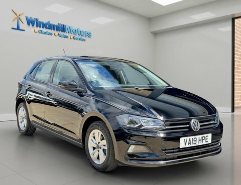 Volkswagen Polo 1.0 Evo Se Black