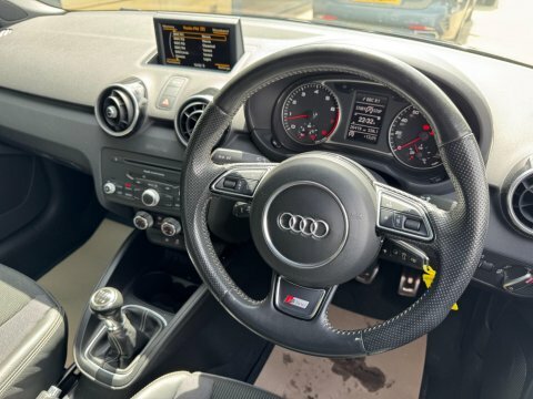 Audi A1 1.4 Tfsi Cod Black #2