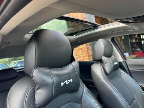 Kia Xceed 1.6 Gdi 8.9Kwh PN22UZW Red #4