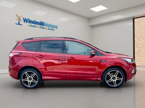 Ford Kuga 2.0 Tdci St-line CE19UAZ Red #3