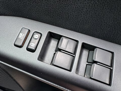 Toyota Rav 4 2.5 Vvt-h Design White #23