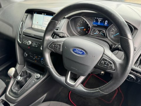 Ford Focus 1.0T Ecoboost St-line YH17RGZ Black #2