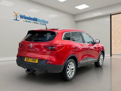 Renault Kadjar 1.5 Dci Dynamique Red #4