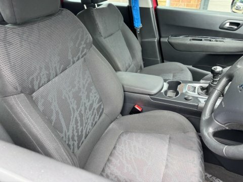 Peugeot 3008 Active Grey #17