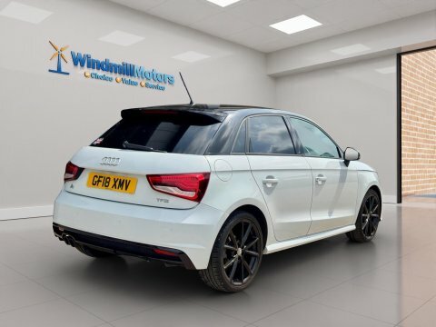 Audi A1 1.4 Tfsi Black GF18XMV White #4