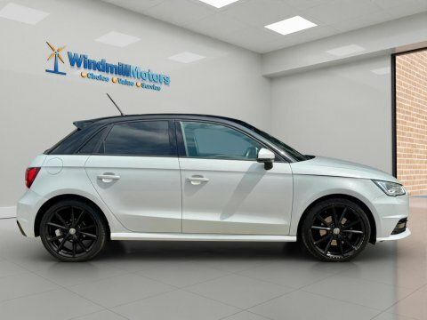 Audi A1 1.4 Tfsi Black GF18XMV White #3