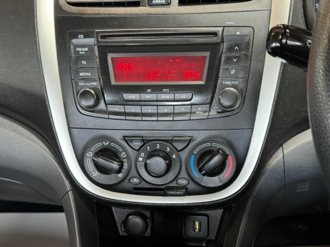 Suzuki Celerio 1.0 Sz3 Hatchback Euro 6 68 Ps Red #8