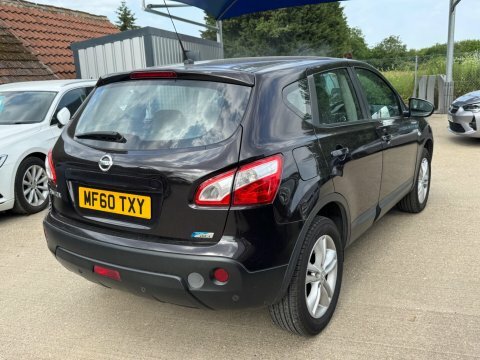 Nissan Qashqai Hatchback #7