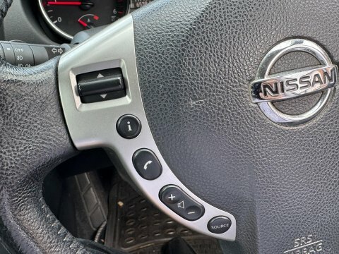 Nissan Qashqai Hatchback #13