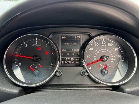 Nissan Qashqai Hatchback #19