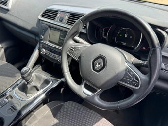 Peugeot 3008 1.6 Active Hdi  #4