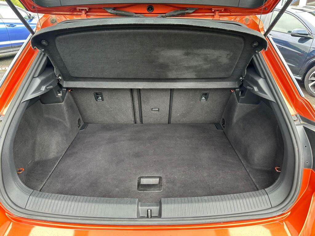 Volkswagen T-Roc 1.6 Tdi Design White #18