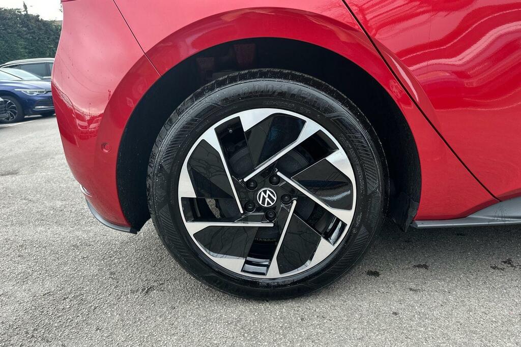 Volkswagen ID.3 150Kw Match Pro 59Kwh RE26HFR Red #5