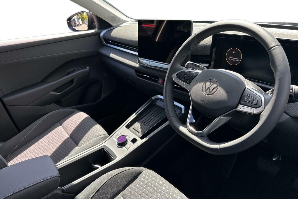 Volkswagen T-Roc New T-roc Life 1.5 Etsi 150 Ps 7-Speed Dsg Black #6