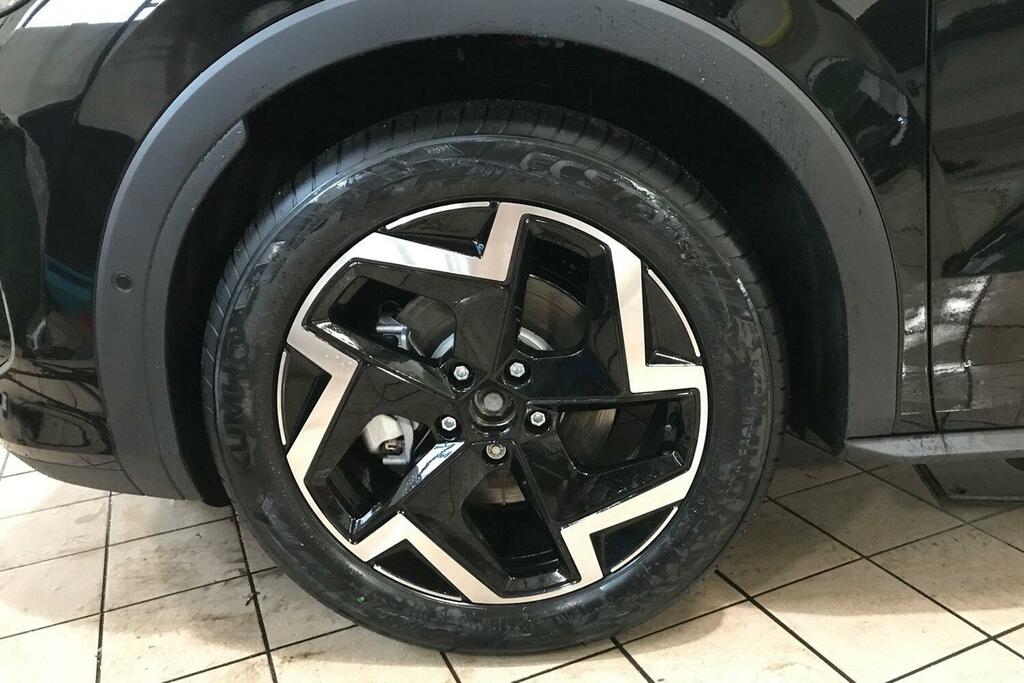 Volkswagen T-Roc New T-roc R-line 1.5 Etsi 150 Ps 7-Speed Dsg Black #5
