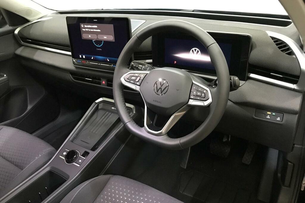 Volkswagen T-Roc New T-roc Life 1.5 Etsi 150 Ps 7-Speed Dsg Black #6