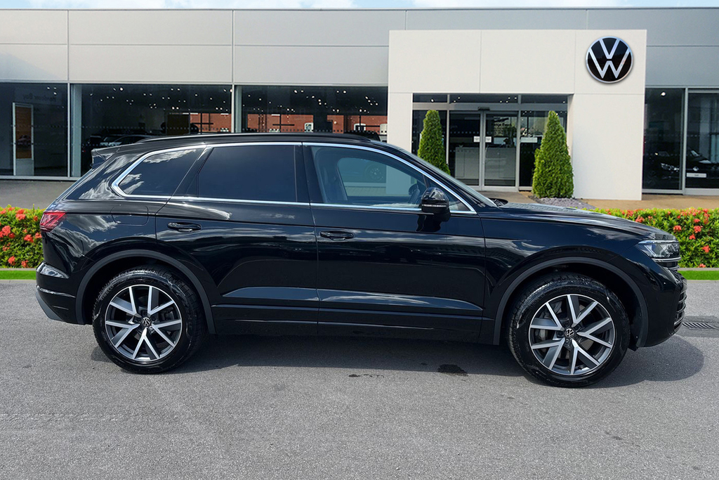 Volkswagen Touareg 3.0 Tsi Ehybrid 4Motion Elegance Tip RO75TPU Black #4