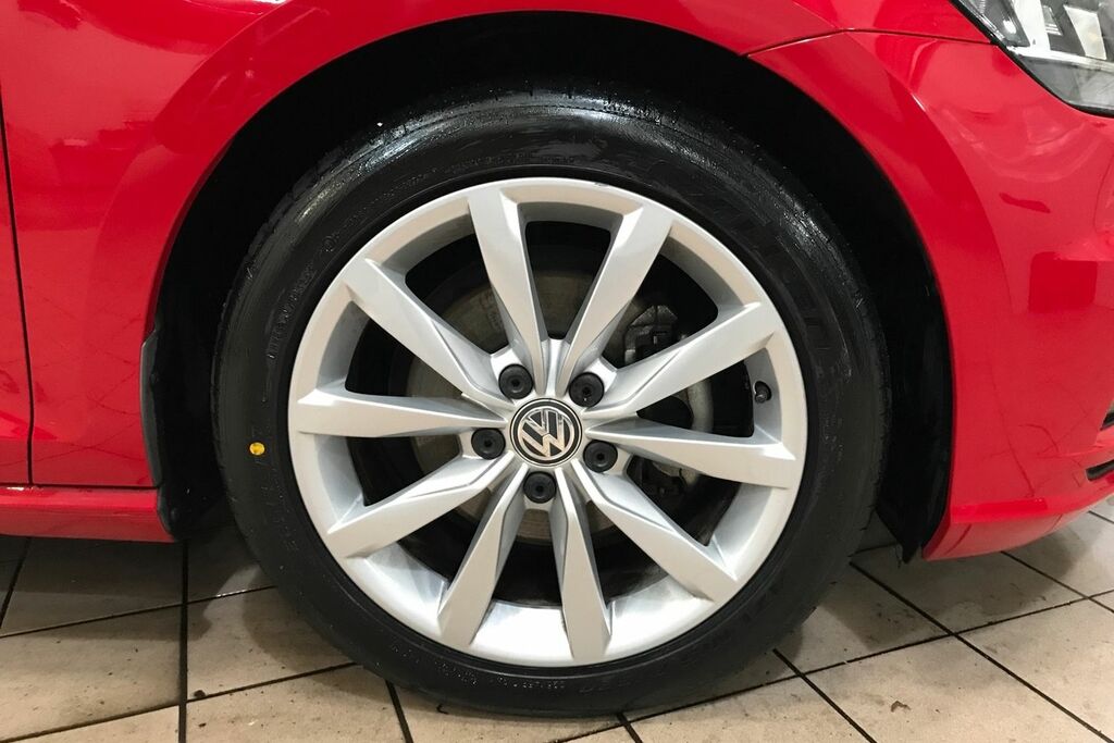 Volkswagen Golf 2.0 Tdi Gt Red #5