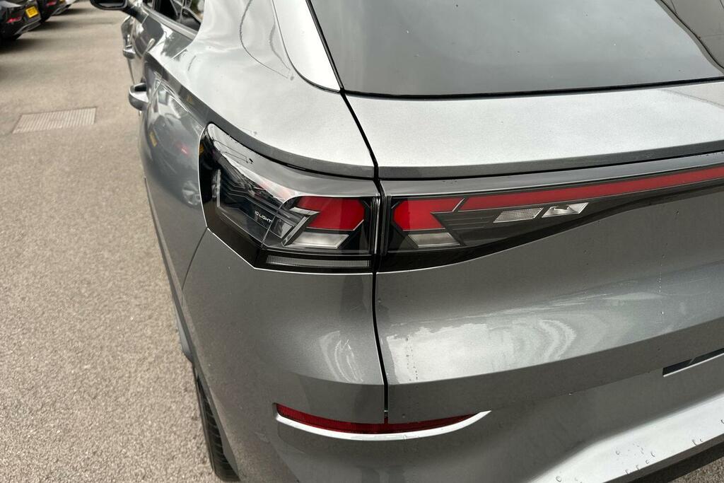 Volkswagen T-Roc Hatchback Black #19