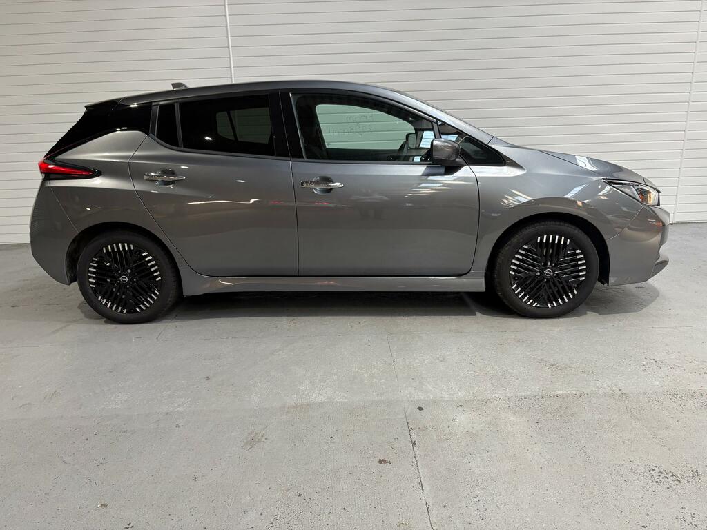 Nissan Leaf 39Kwh N-connecta Hatchback 150 YA24EBO Grey #5