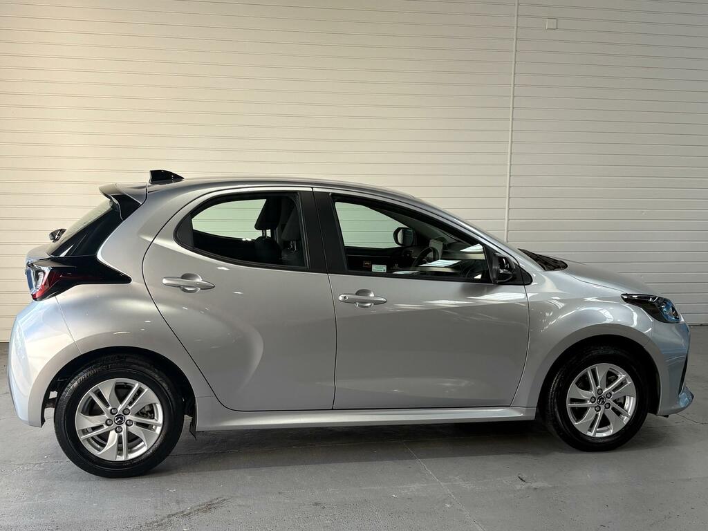 Mazda 2 1.5H Centre-line Hatchback Hybrid Cvt E MK25ZYD Silver #2