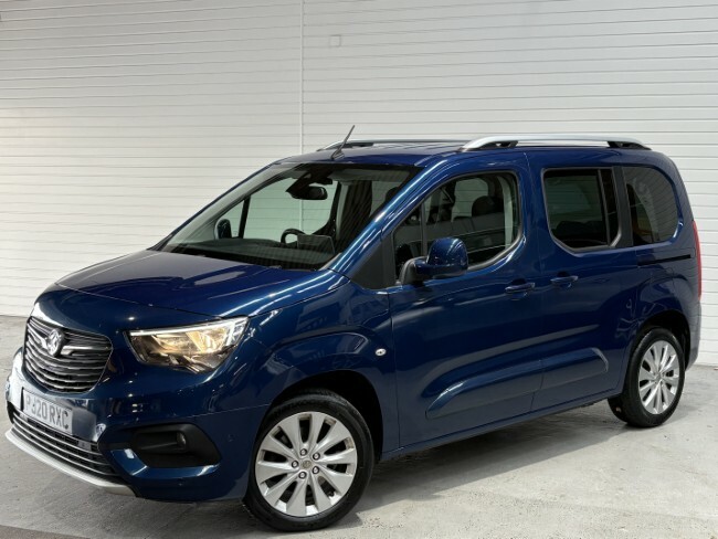 Vauxhall Combo Life Life 1.5 Turbo D Elite Blue #4