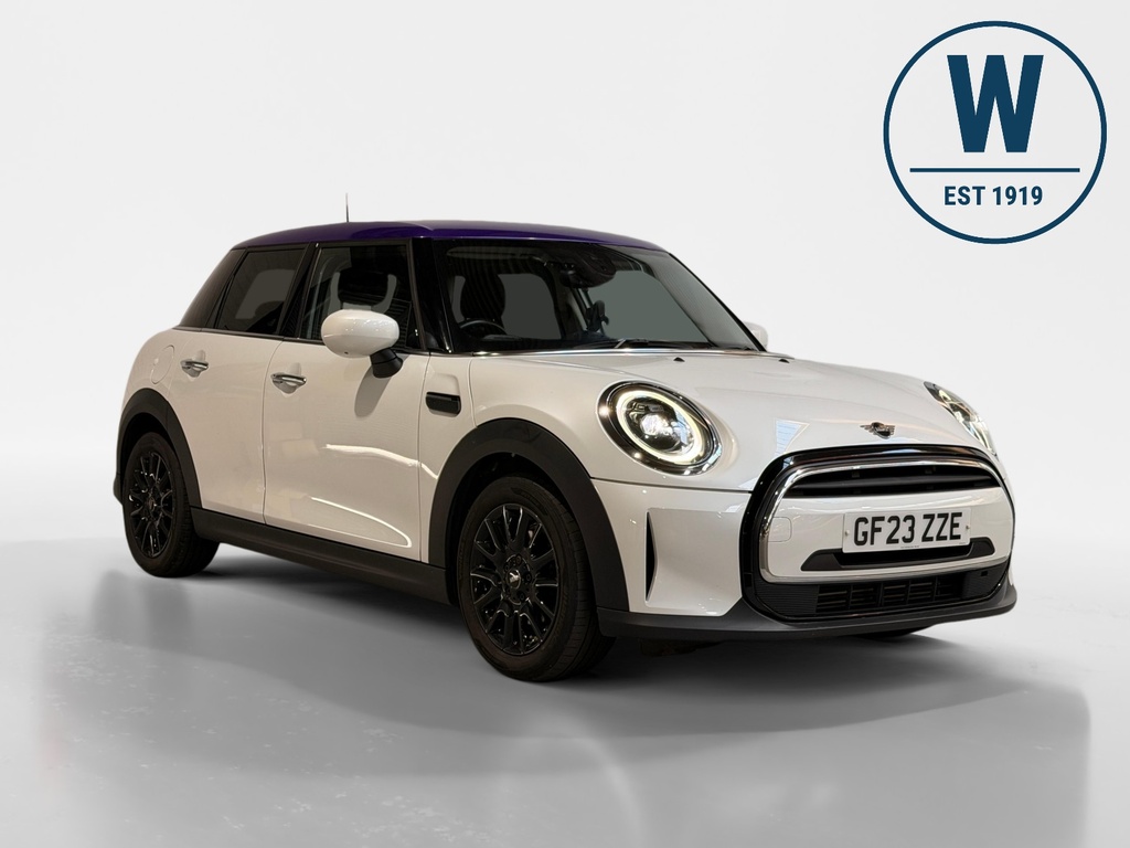 Mini Hatch 1.5 Cooper Classic Hatchback Steptronic White