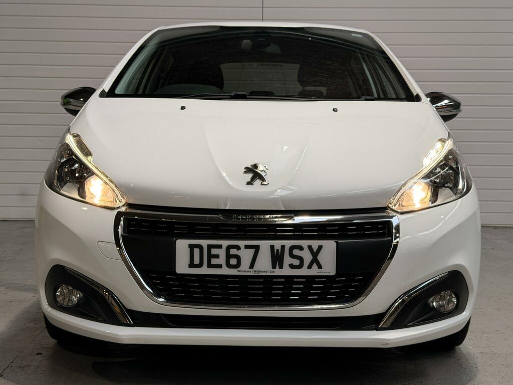 Peugeot 208 1.2 Puretech Allure Hatchback Eu DE67WSX White #3