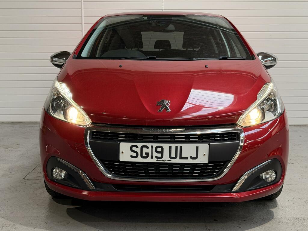 Peugeot 208 1.2 Puretech Tech Edition Hatchback Man SG19ULJ Red #2