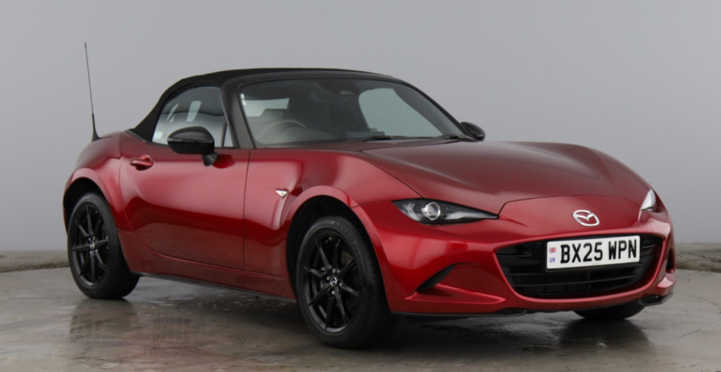 Mazda MX-5 1.5 Skyactiv-g Prime-line Roadster Manu Red