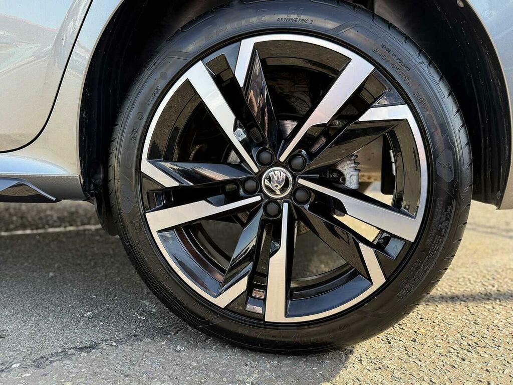 Skoda Kamiq 1.0 Tsi Monte Carlo Edition AK74GBF Grey #5