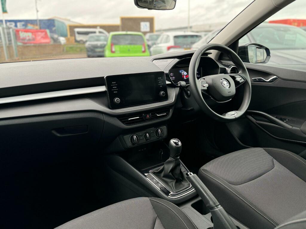 Skoda Fabia 1.0 Tsi Colour Edition Hatchback AP22HCK Blue #2