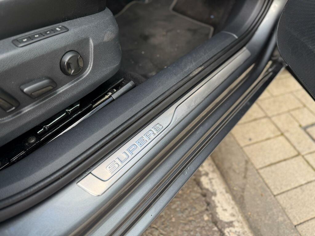 Skoda Superb Se Technology 1.5 Tsi 150 Ps Dsg Black #28