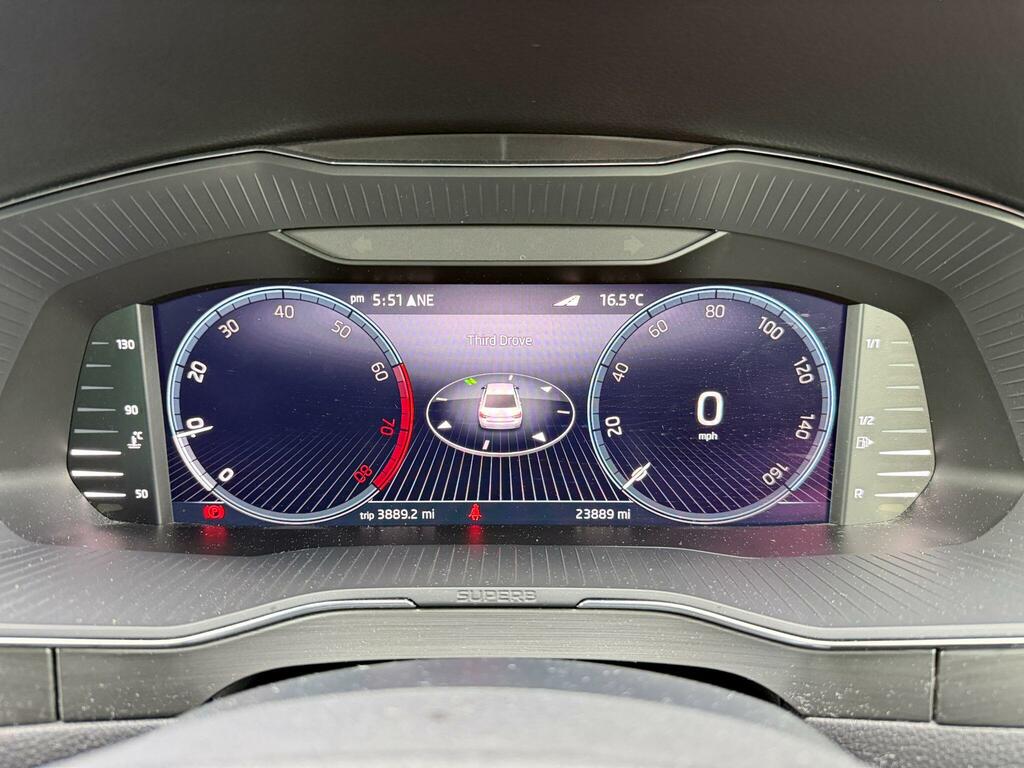 Skoda Superb Se Technology 1.5 Tsi 150 Ps Dsg Black #42