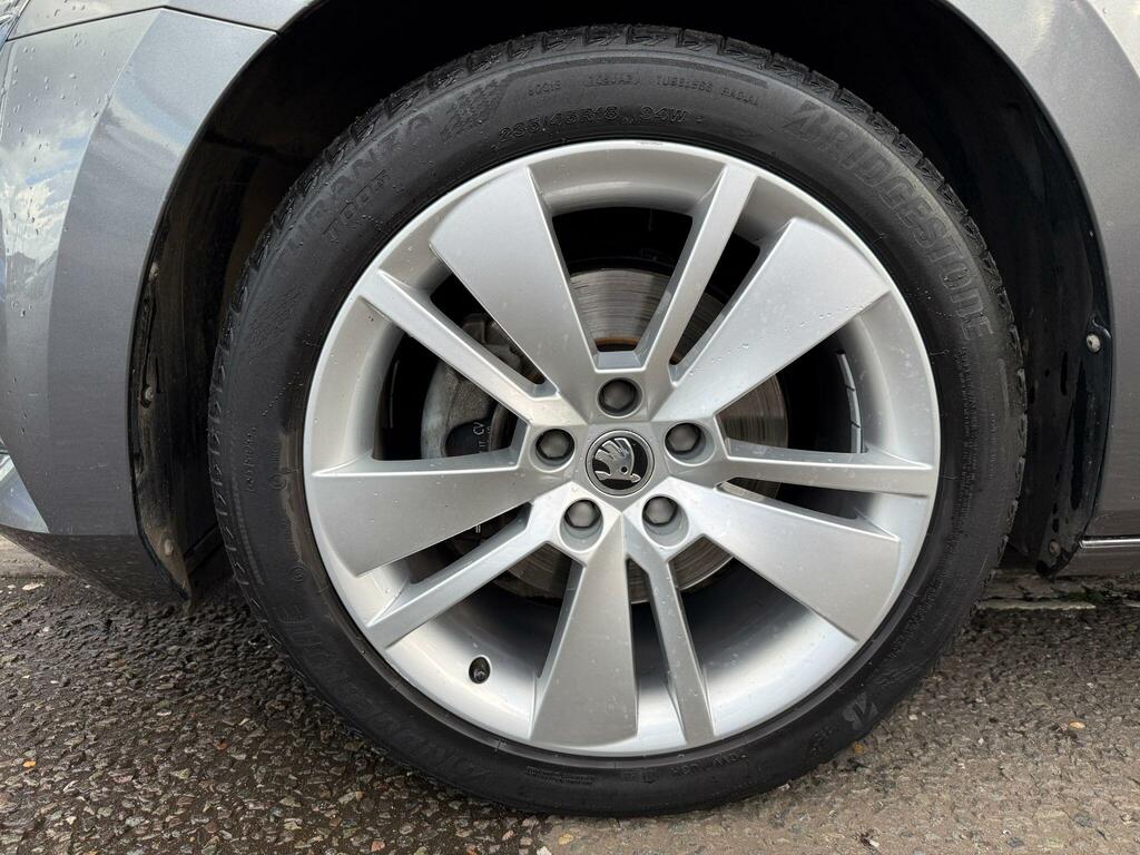 Skoda Superb Se Technology 1.5 Tsi 150 Ps Dsg Black #34