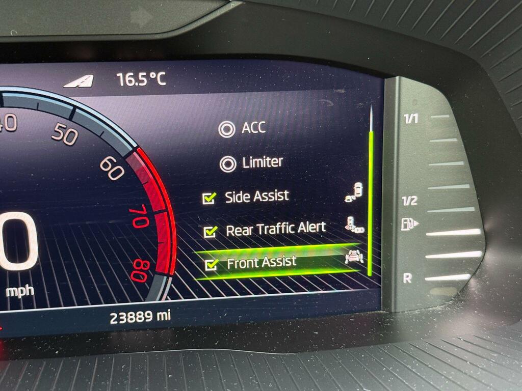 Skoda Superb Se Technology 1.5 Tsi 150 Ps Dsg Black #53