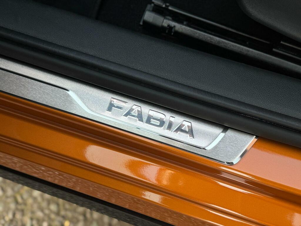 Skoda Fabia 1.0 Tsi Se Edition 95 Ps Black #69