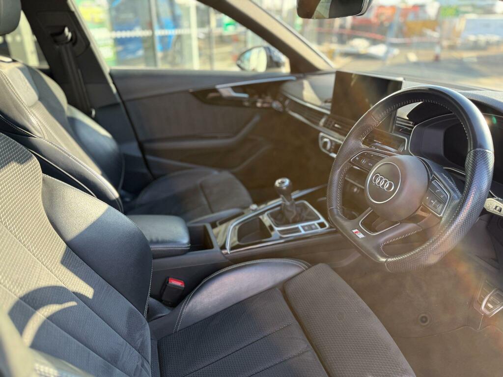 Audi A4 2.0 Tfsi 35 Black Edition Saloon White #6