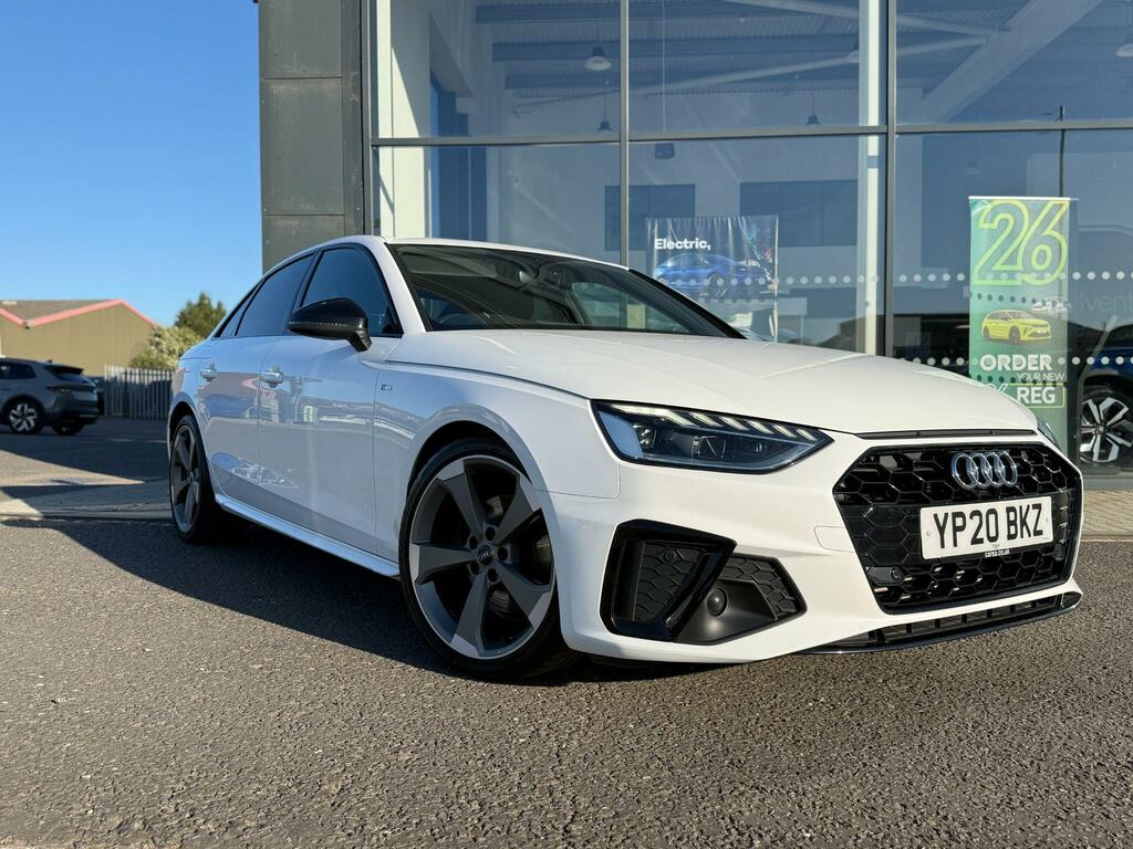 Audi A4 2.0 Tfsi 35 Black Edition Saloon White