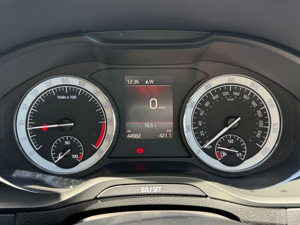 Skoda Karoq Se Blue #37