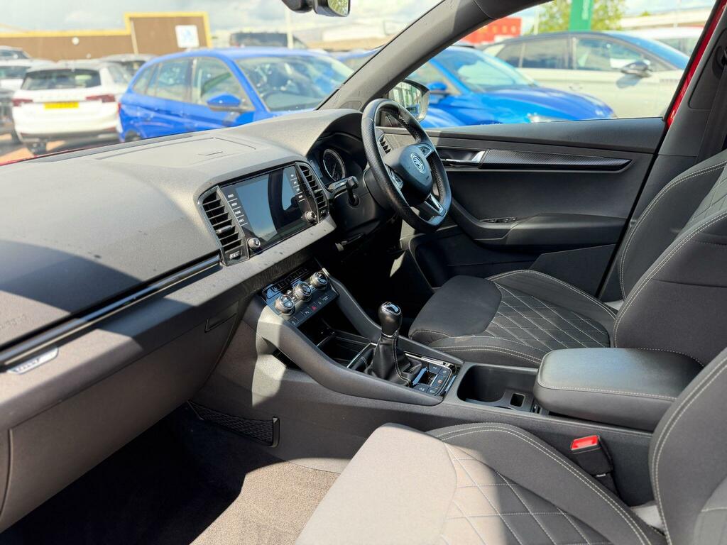 Skoda Karoq Se Blue #46