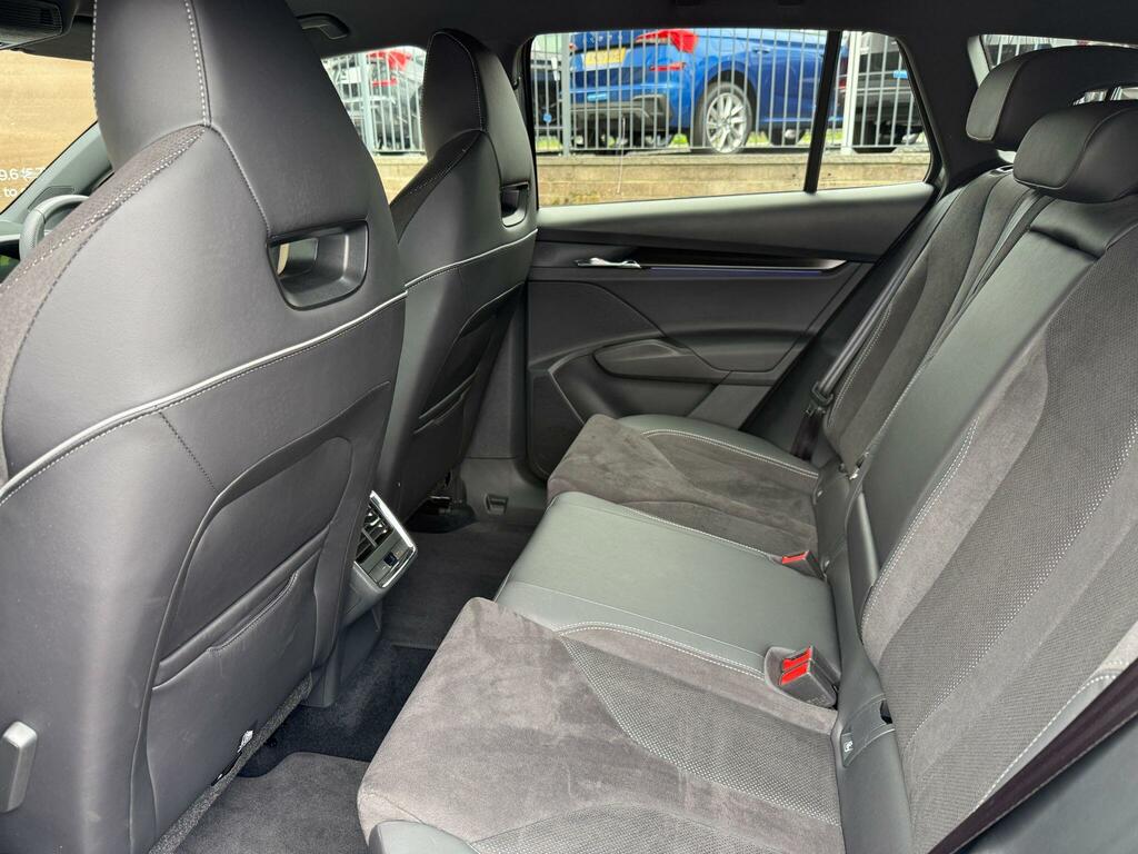 Skoda ENYAQ 60 Blue #14