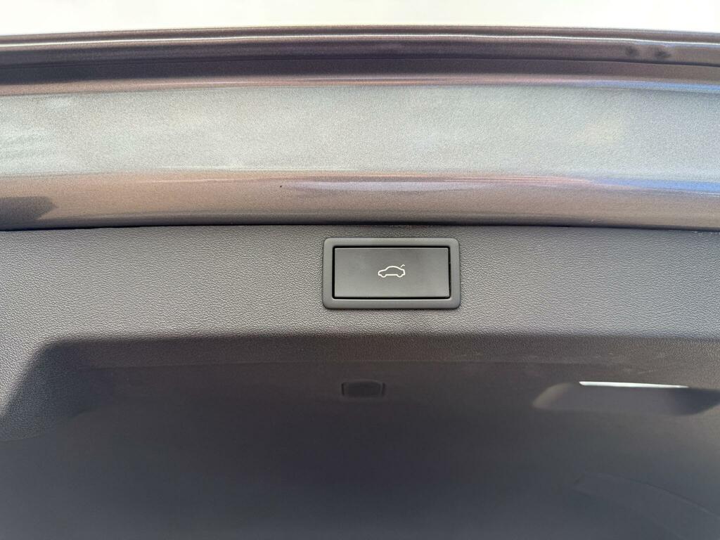 Skoda ENYAQ 60 Blue #16