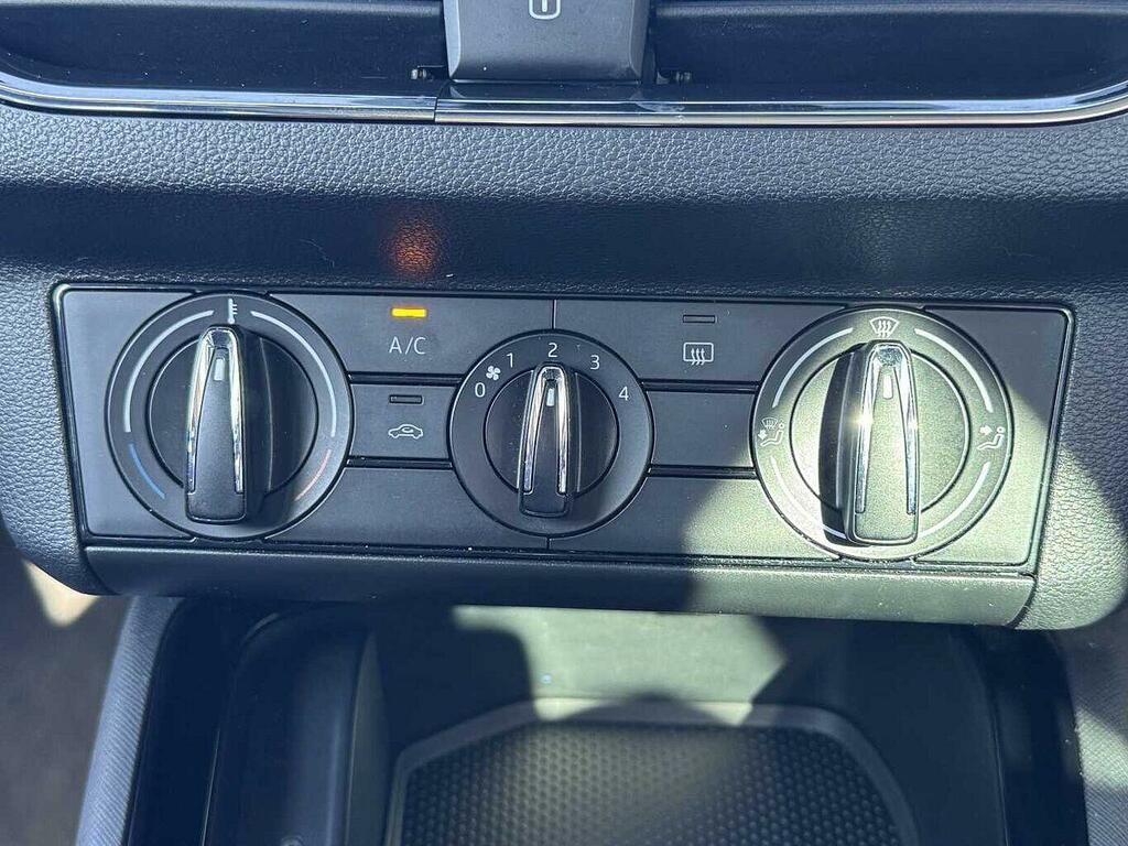 Skoda Kamiq Se Blue #13