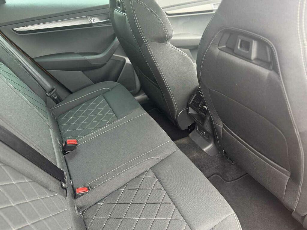 Skoda Karoq Se Drive Black #13